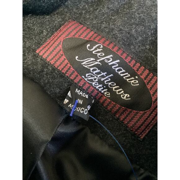 Stephanie Mathews Women's 100% Wool Gray Double Button Coat Jacket Sz 8P Petite - Picture 7 of 9